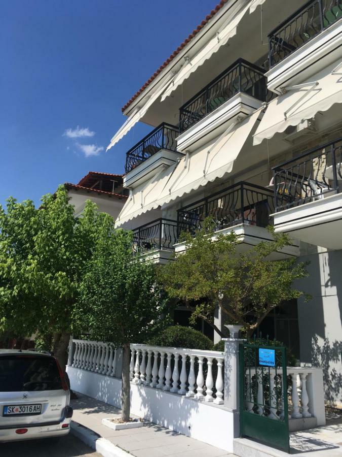 帕拉利亚狄奥尼索Dionisos Blue公寓式酒店 外观 照片